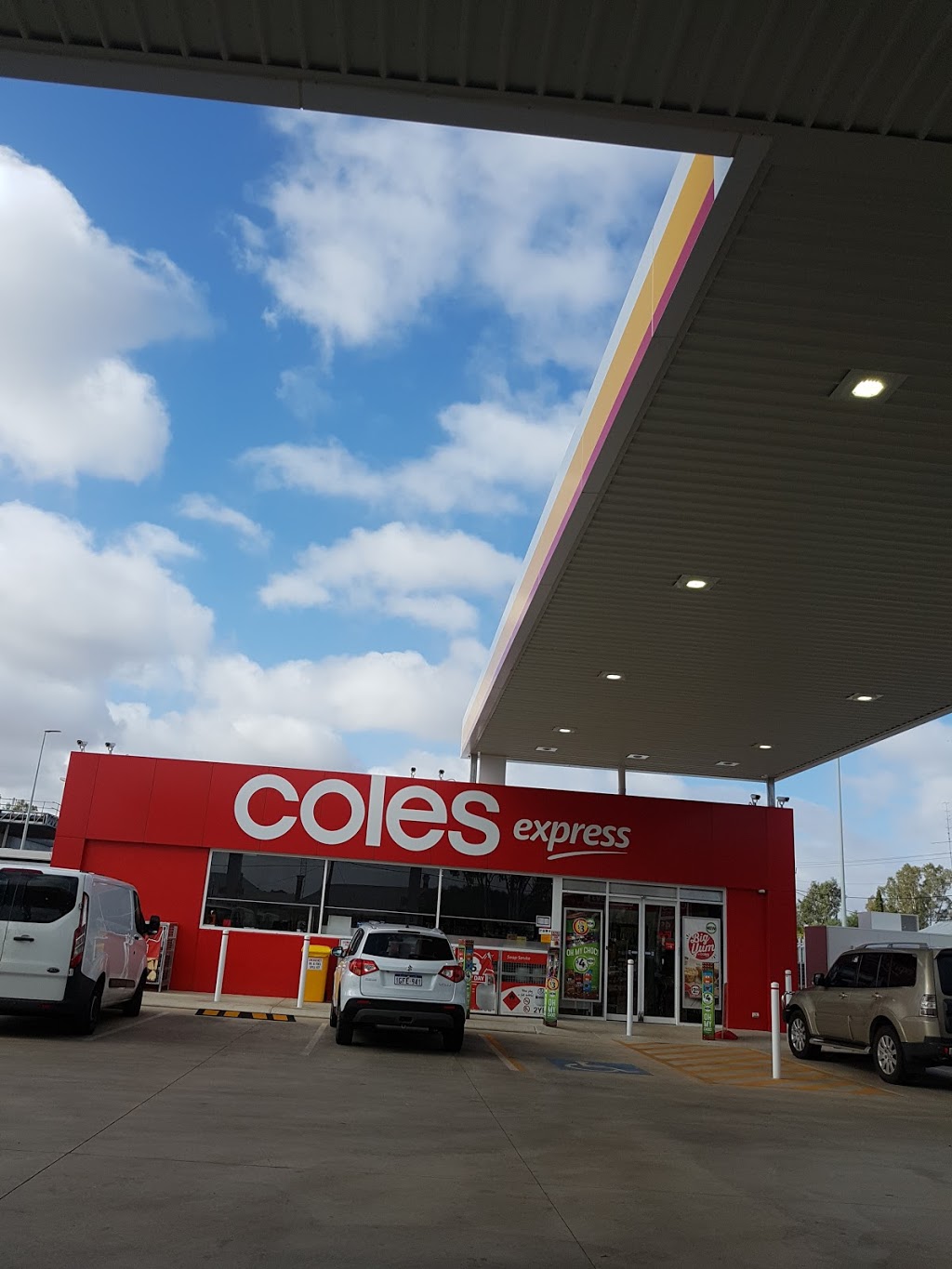 Coles Express | gas station | Cnr Wellington St &, Gairdner St, Northam WA 6401, Australia | 0896228952 OR +61 8 9622 8952
