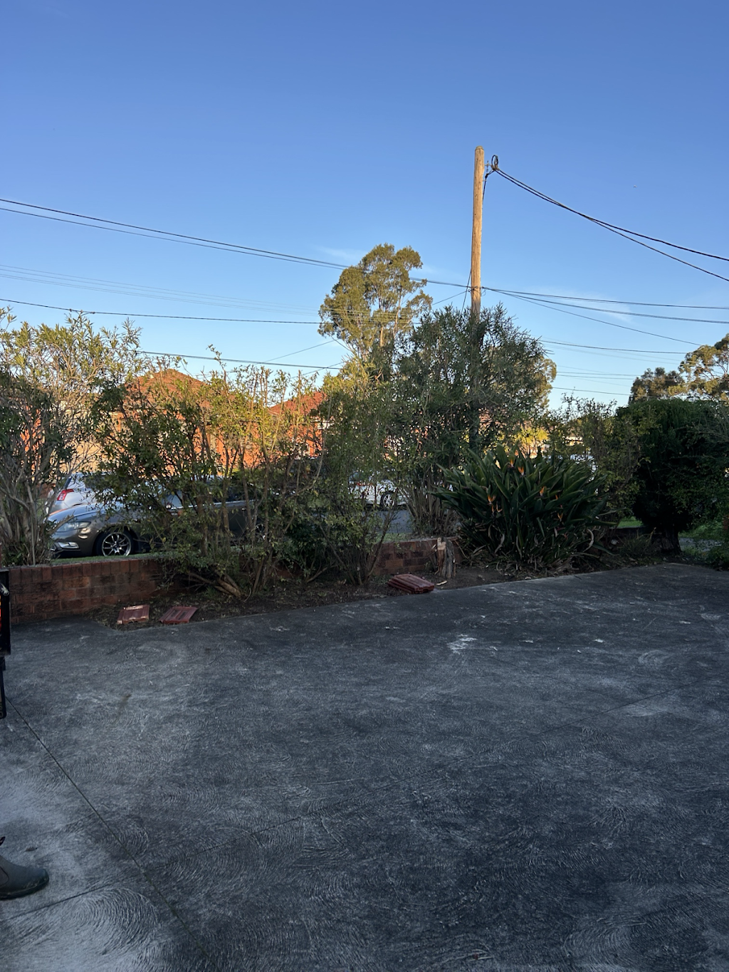 Simon’s Mowing | Gardening & Lawncare Services Horningsea Park | Cowpasture Rd, Horningsea Park NSW 2171, Australia | Phone: 0413 000 551