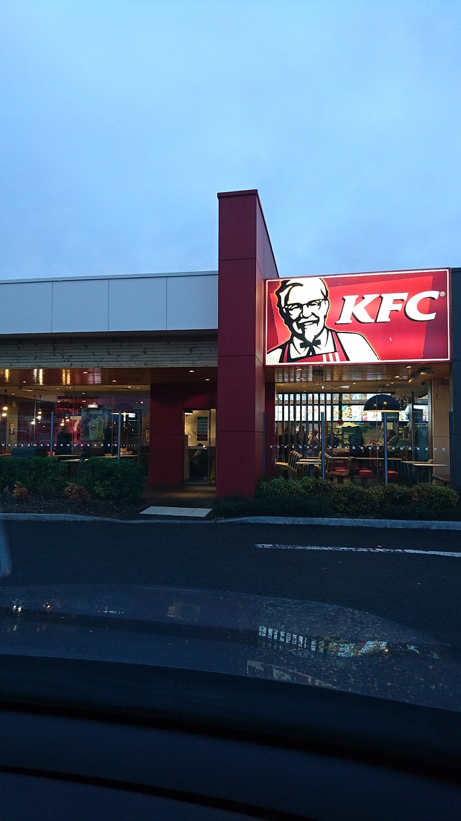 KFC Bridgewater | 7 Cove Hill Rd, Bridgewater TAS 7030, Australia | Phone: (03) 6263 6831