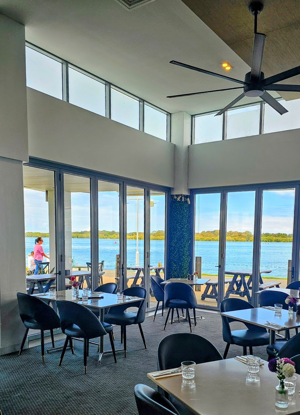 Saltbush Bar & Grill | 2 Martin St, Ballina NSW 2478, Australia | Phone: (02) 6618 1188