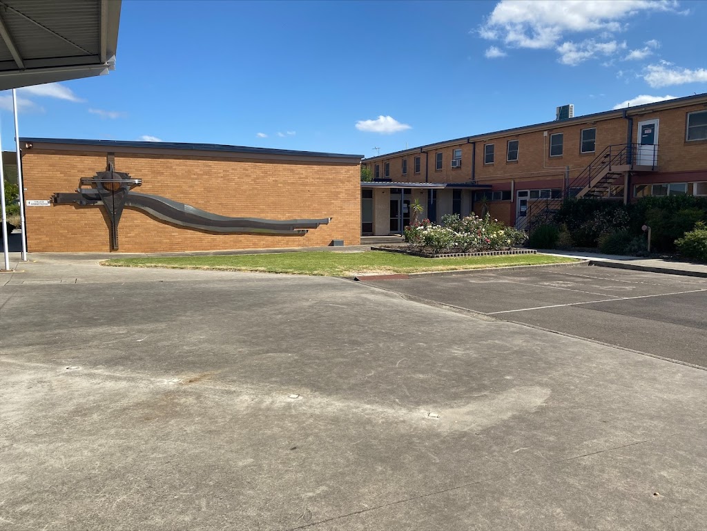 Lavalla Catholic College | school | 33/39 Kosciuszko St, Traralgon VIC 3844, Australia | 0351748111 OR +61 3 5174 8111