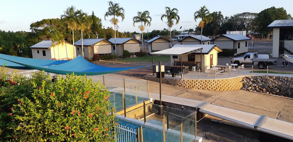 Hinchinbrook Marine Cove Motel | 54 Dungeness Rd, Lucinda QLD 4850, Australia | Phone: (07) 4777 8395