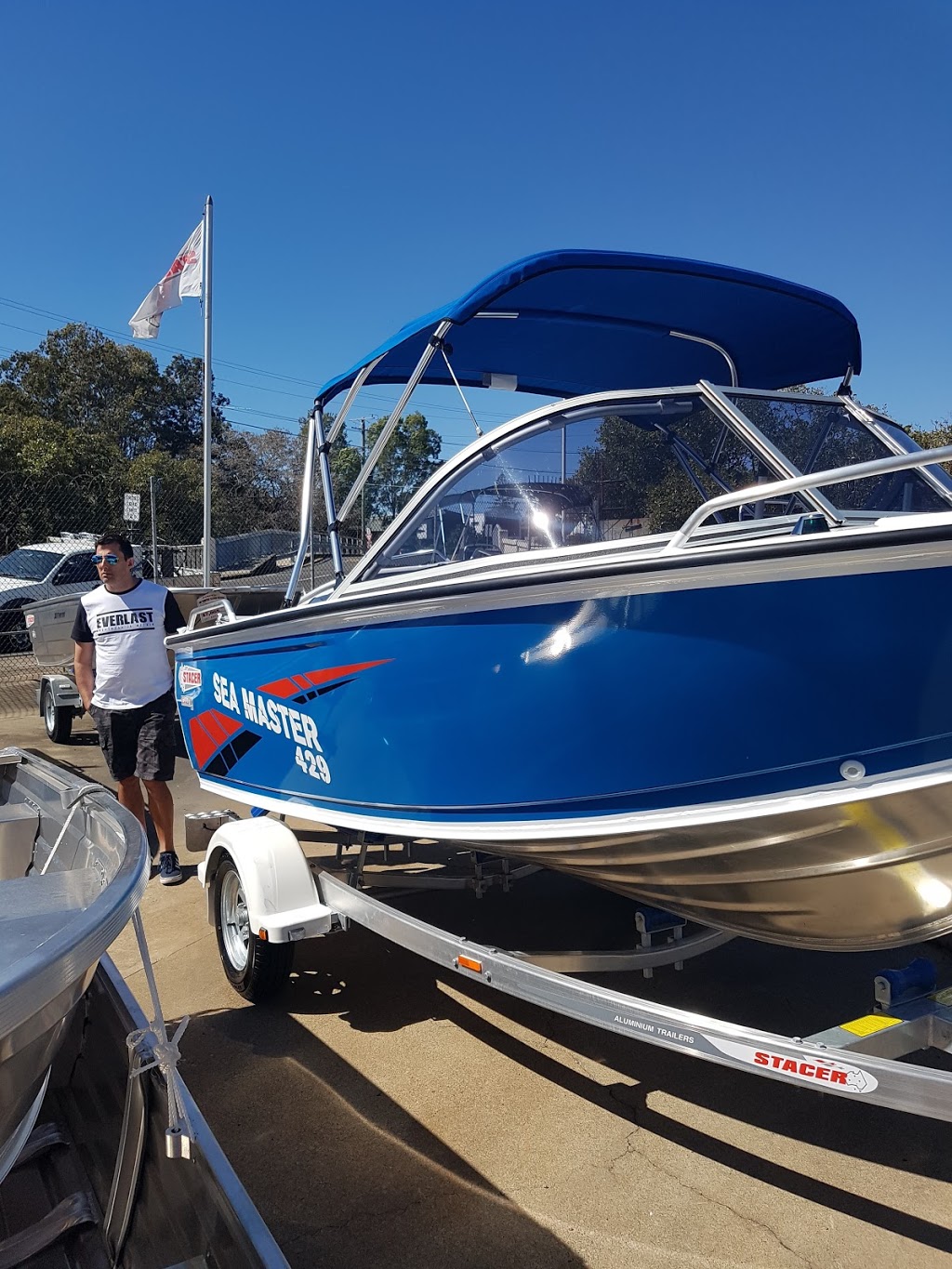 Wynnum Marine | store | 31 Fox St, Wynnum QLD 4178, Australia | 0733969777 OR +61 7 3396 9777