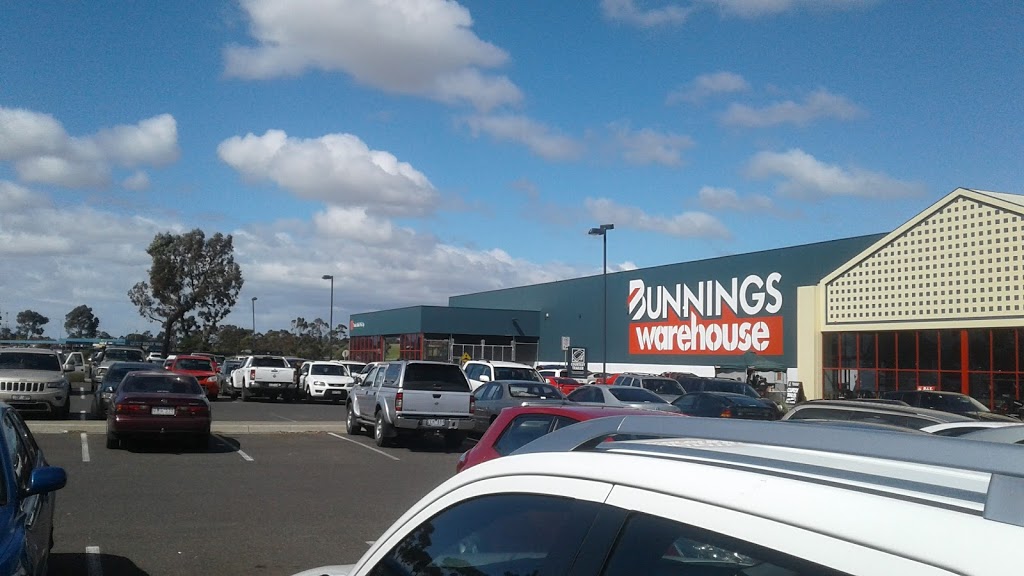 Bunnings Melton | hardware store | 149-169 Barries Rd, Melton VIC 3337, Australia | 0399710300 OR +61 3 9971 0300
