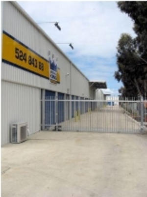 Storage King East Geelong | moving company | 110 Bellarine Hwy, Newcomb VIC 3219, Australia | 0352484388 OR +61 3 5248 4388