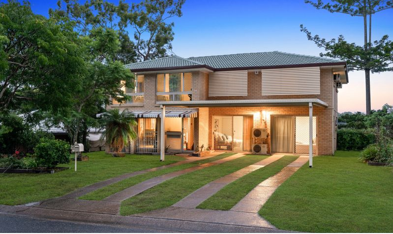 Luis Suarez Torres Property | 3/412 Old Cleveland Rd, Coorparoo QLD 4151, Australia | Phone: 0411 577 864