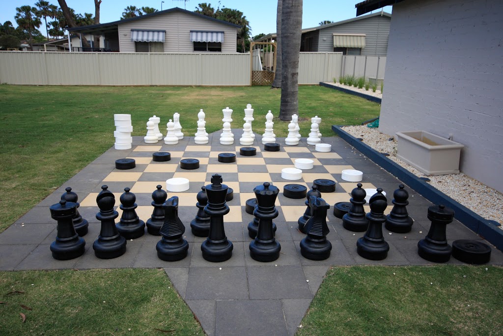 Crystal Waters Estate - Over 50s Lifestyle Village | 133 South St, Tuncurry NSW 2428, Australia | Phone: (02) 6554 8522