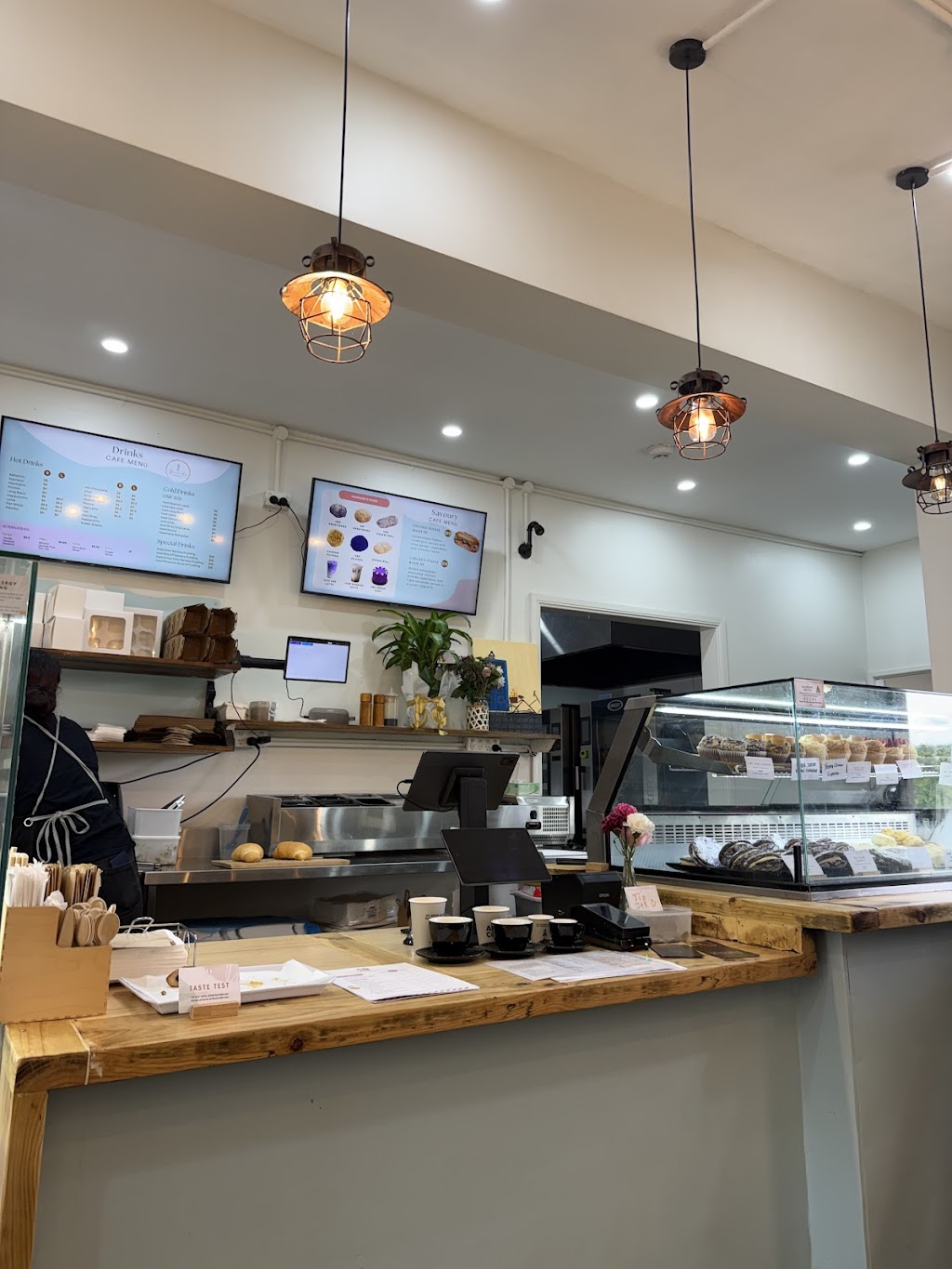 Hanmades Bakehouse Windsor | Shop 3/70 George St, Windsor NSW 2754, Australia | Phone: 0479 154 765