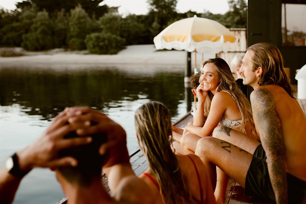 Idle Lake House | Western Boat Harbour, 160 Esplanade, Lakes Entrance VIC 3909, Australia | Phone: 0448 669 063