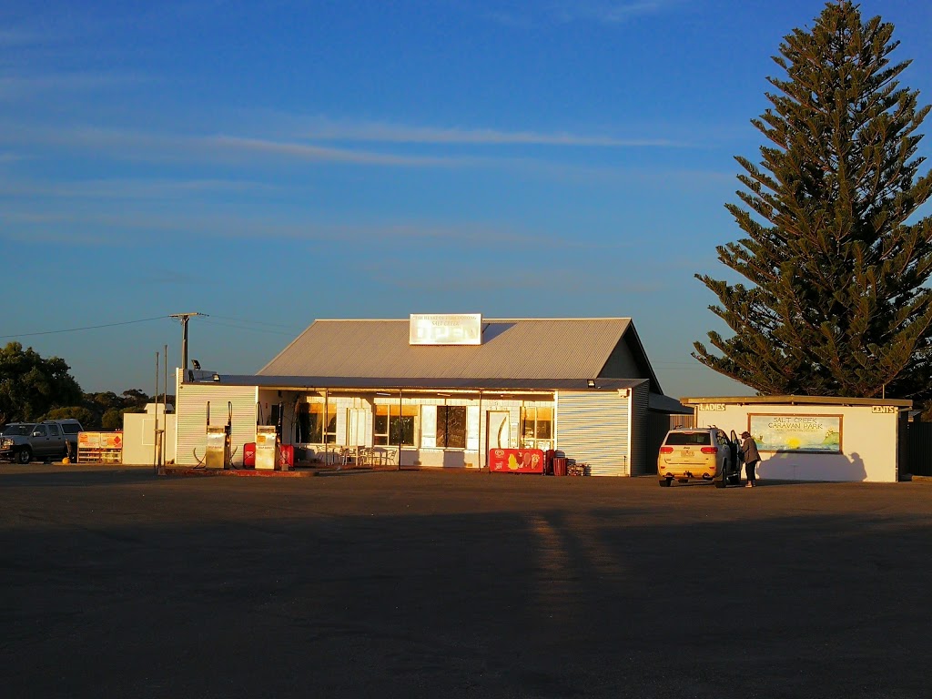 The Heart of the Coorong Roadhouse | campground | Princes Hwy, Salt Creek SA 5264, Australia | 0885757021 OR +61 8 8575 7021