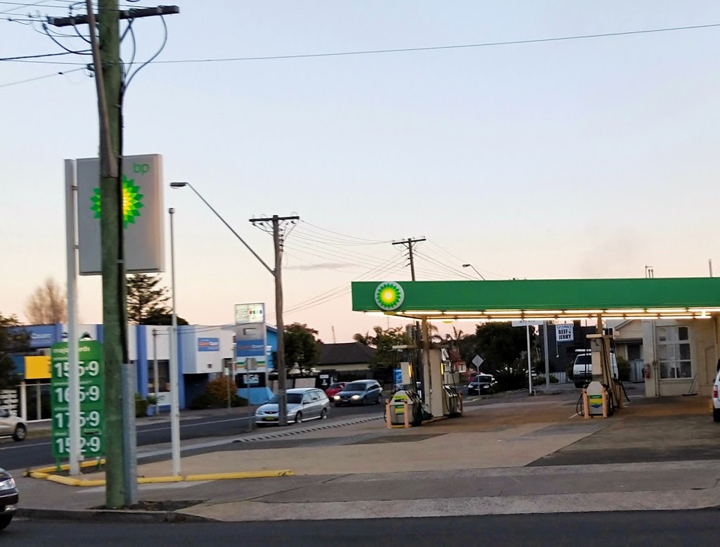 BP | gas station | 17 Ellen St, Wollongong NSW 2500, Australia | 0242294804 OR +61 2 4229 4804