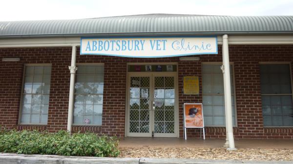 Abbotsbury Veterinary Clinic | Shop 5/60-68 Stockdale Cres, Abbotsbury NSW 2176, Australia | Phone: (02) 8786 0400