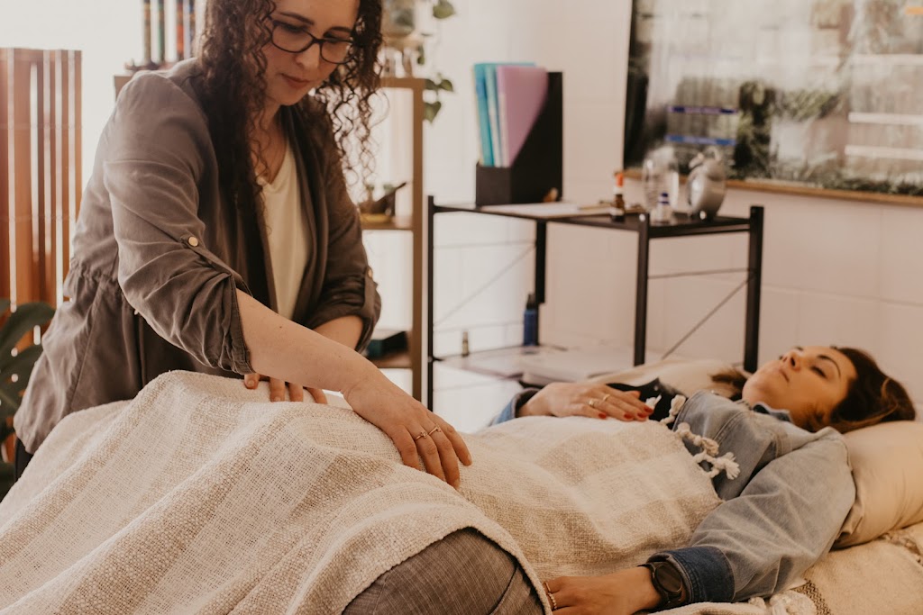 Grounded Earth Kinesiology | 13 Market Pl, Cape Paterson VIC 3995, Australia | Phone: 0484 189 163