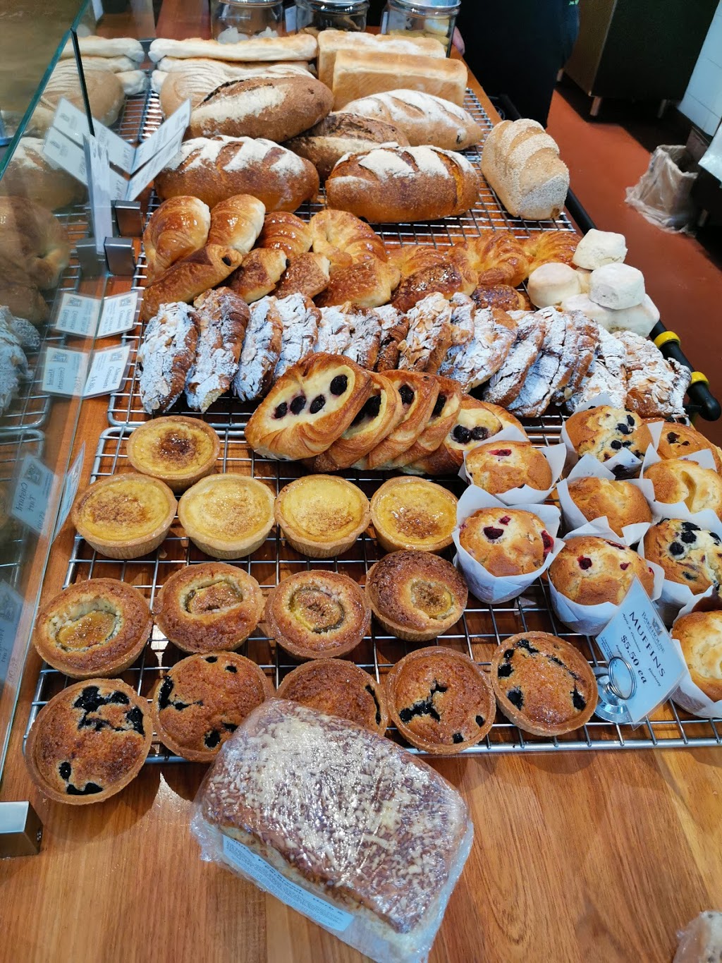 Bakehouse on Wentworth | bakery | 208 Leura Mall, Leura NSW 2780, Australia | 0247843588 OR +61 2 4784 3588