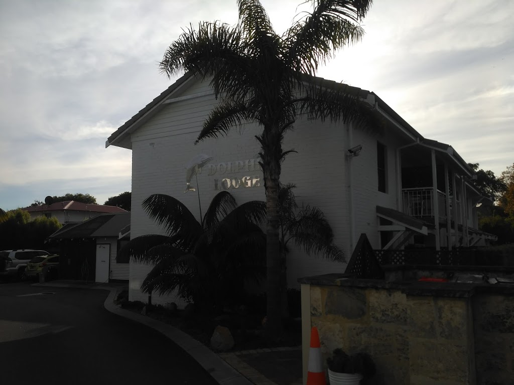 Dolphin Lodge | lodging | 32 Adelaide Cres, Middleton Beach WA 6330, Australia | 0898416600 OR +61 8 9841 6600