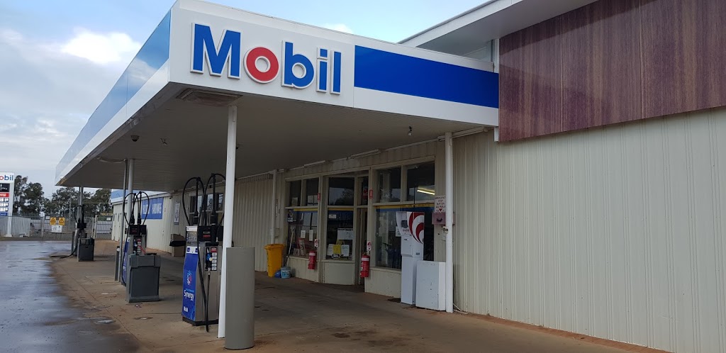 Hillston Hardware Mobil Service Station | gas station | 8 Grattan St, Hillston NSW 2675, Australia