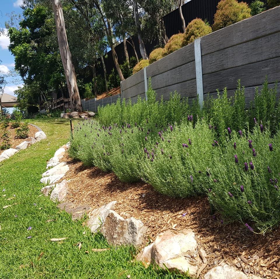 R & A Parker Landscaping | general contractor | Regents Park QLD 4118, Australia | 0472588917 OR +61 472 588 917