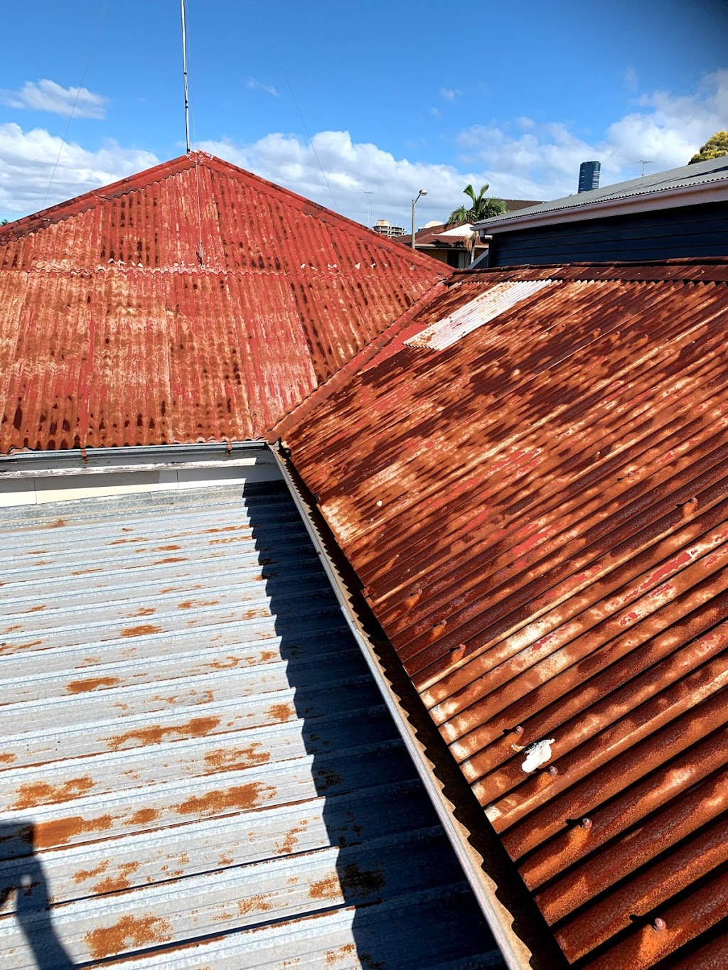A Plus Roofing Services PTY LTD | roofing contractor | 10 Rosewood St, Birkdale QLD 4159, Australia | 0405320636 OR +61 405 320 636