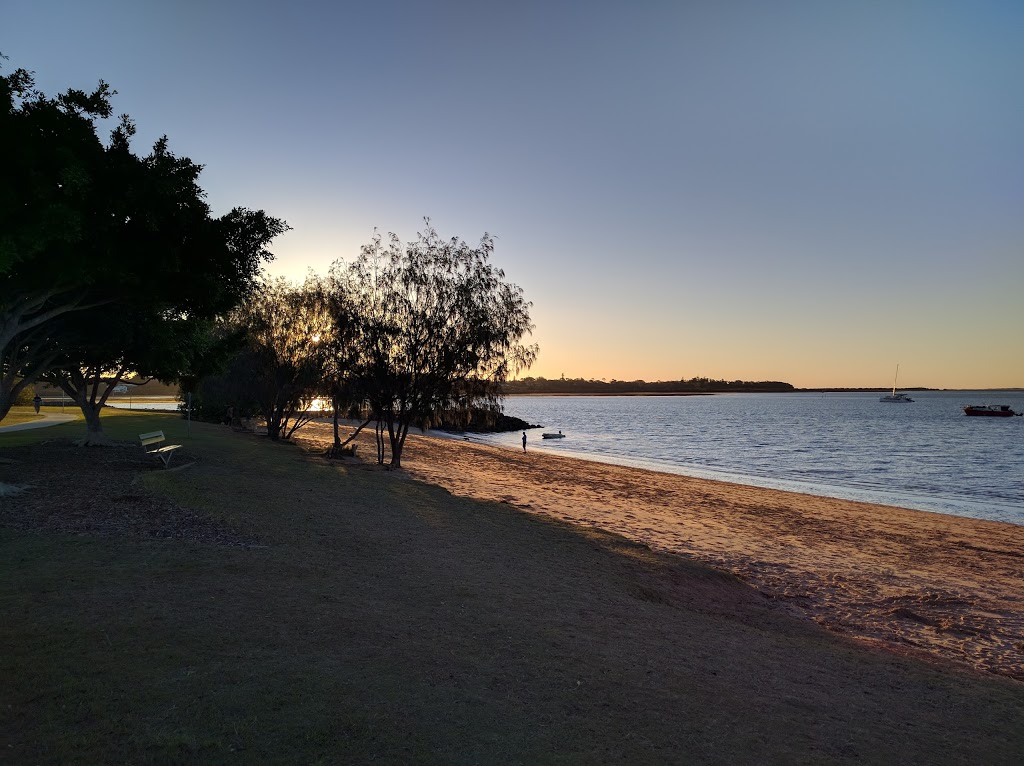 Raby Bay Foreshore Park | park | Masthead Dr, Cleveland QLD 4163, Australia | 0738298999 OR +61 7 3829 8999