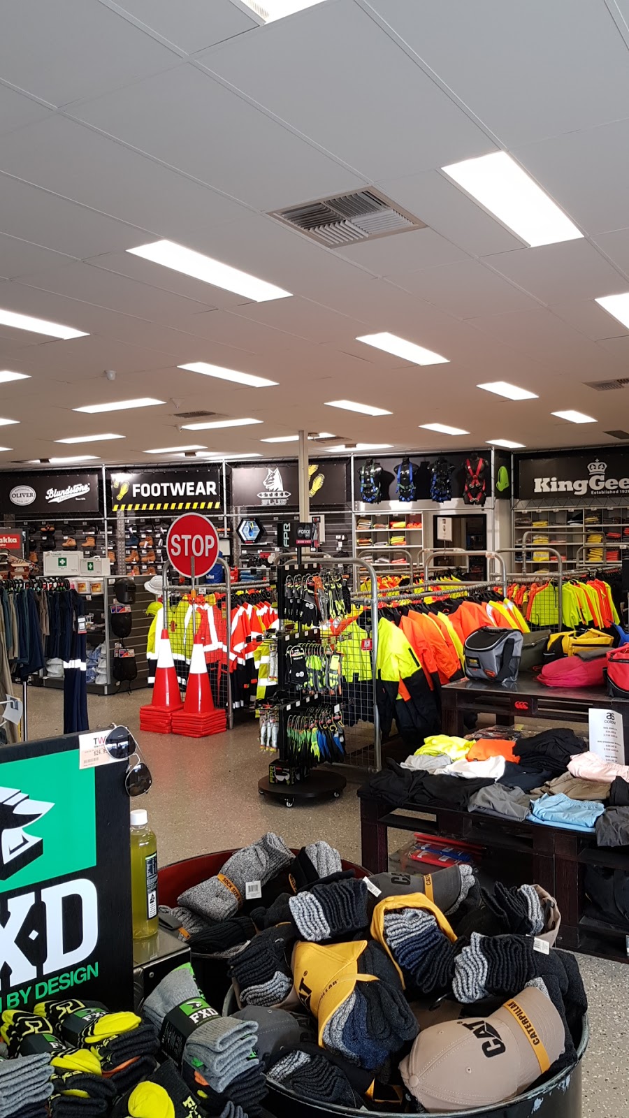 Totally Workwear Malaga | Unit 5, 58 Crocker Drive (cnr Beach Rd & Crocker Drv, Malaga WA 6090, Australia | Phone: (08) 9249 6661