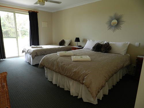 Harbourside Motel | lodging | 77 Frenchman Bay Rd, Mount Elphinstone WA 6330, Australia | 0898414688 OR +61 8 9841 4688