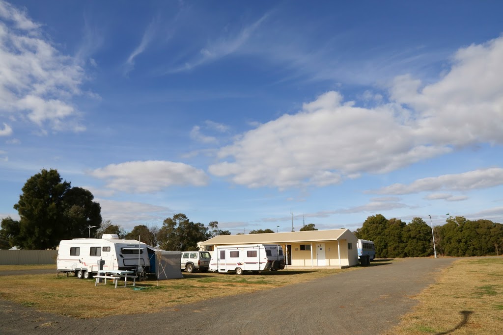 Goolgowi Caravan Park | rv park | Combo St, Goolgowi NSW 2652, Australia | 0269651900 OR +61 2 6965 1900