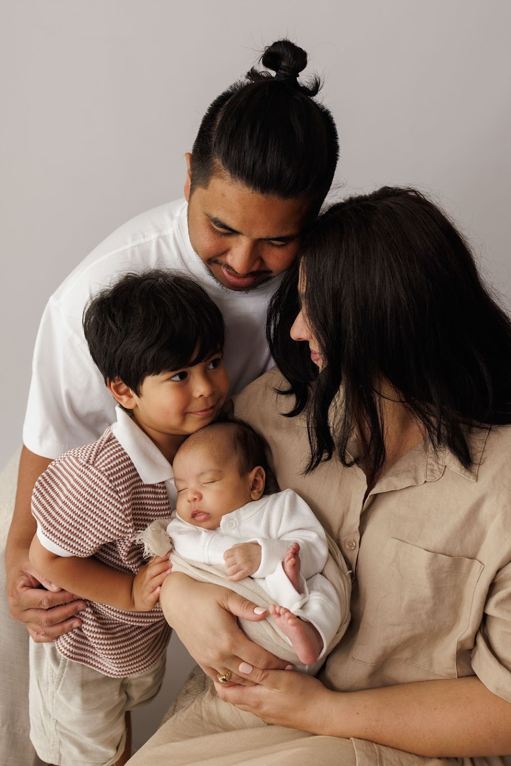 Stelle Studio - Family and Newborn Photography | 14 Hughes Ave, Harrington Park NSW 2567, Australia | Phone: 0424 771 229