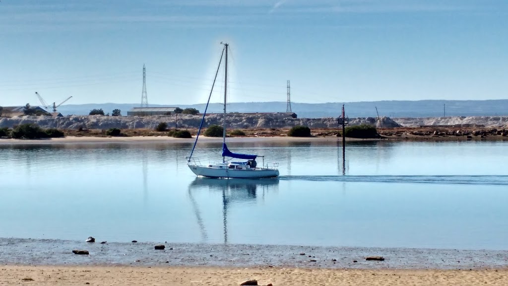 Port Adelaide Sailing Club | 43 George Robertson Dr, Largs North SA 5016, Australia | Phone: 0430 469 976