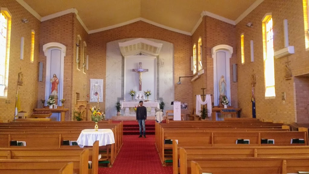 St John Boscos Parish | church | 29 Muriel St, Niddrie VIC 3042, Australia | 0393379994 OR +61 3 9337 9994