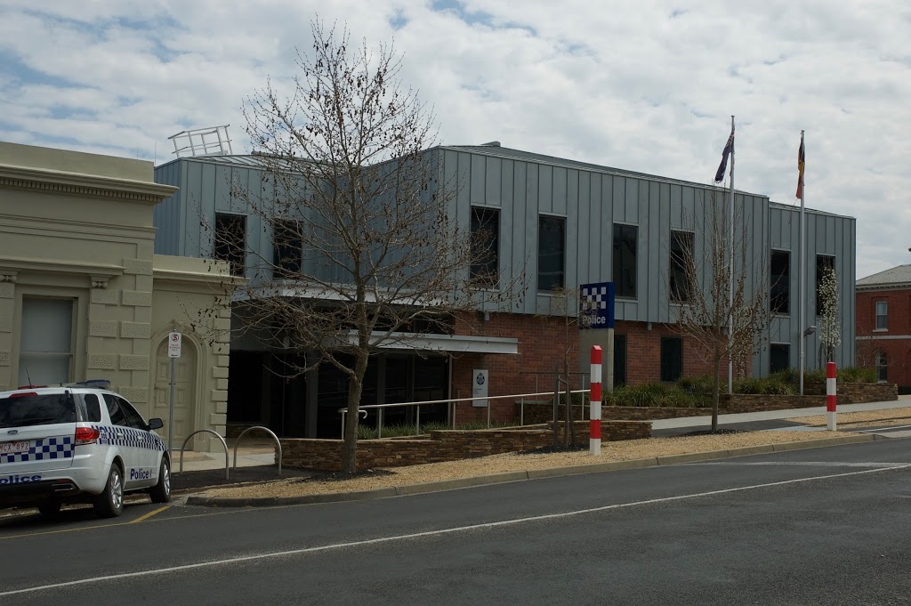 Castlemaine Police Station | 32 Templeton St, Castlemaine VIC 3450, Australia | Phone: (03) 5470 4100