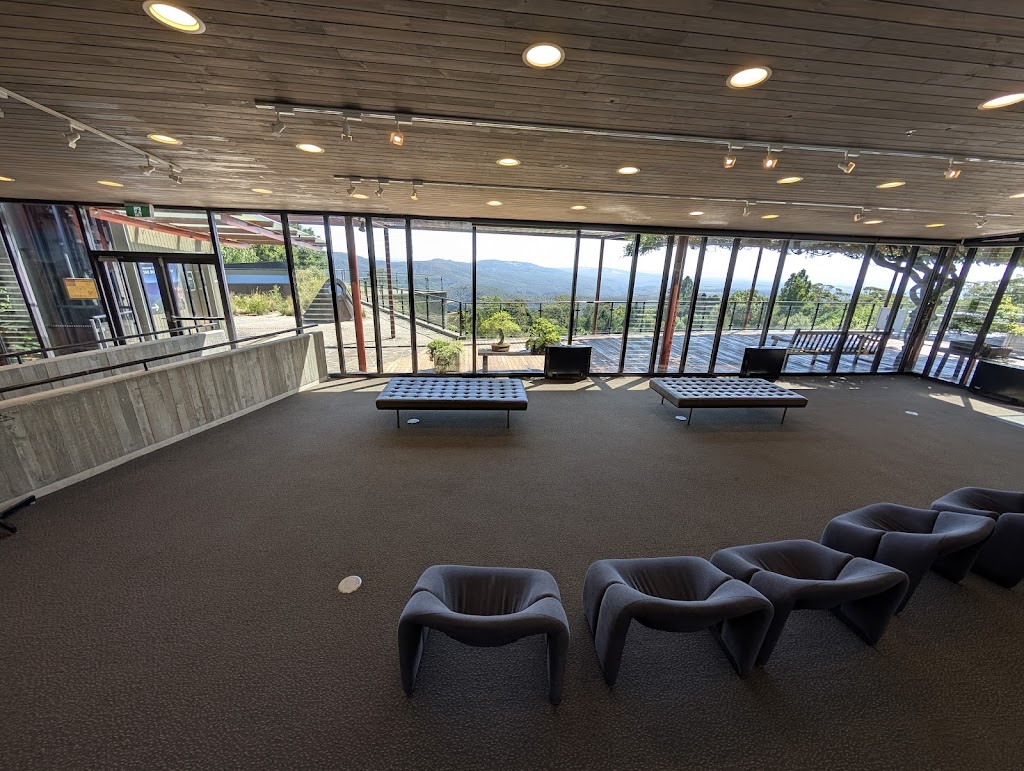 Visitor Centre | Mount Tomah NSW 2758, Australia | Phone: (02) 9231 8111