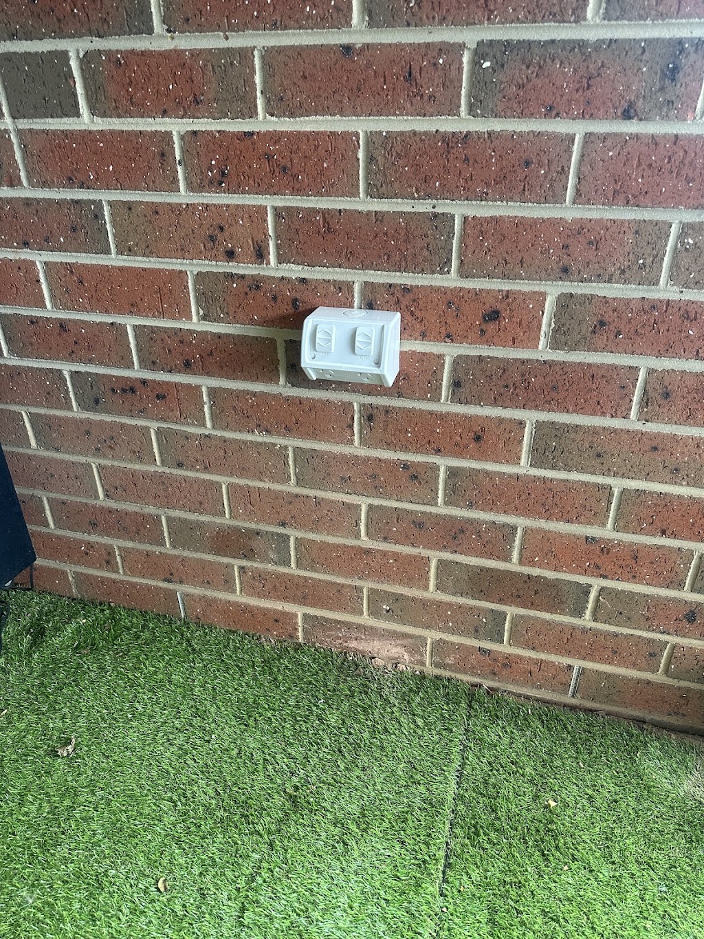 Merv’s Electrical | 127 Willandra Cct, Warragul VIC 3820, Australia | Phone: 0423 669 011