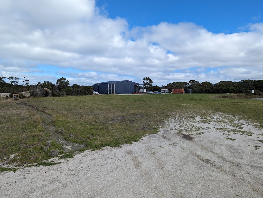 Lady Barron Aerodrome | 2279 Lady Barron Rd, Lady Barron TAS 7255, Australia | Phone: 0428 552 170