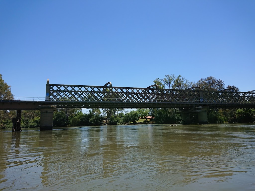 Murray River Canoe Hire | 301 Macauley St, Albury NSW 2640, Australia | Phone: 0417 691 339