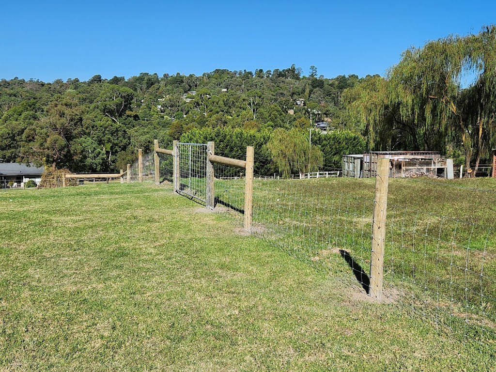 Yarra Valley Rural Fencing | 64 Valley Park Dr, Mooroolbark VIC 3138, Australia | Phone: 0439 008 228