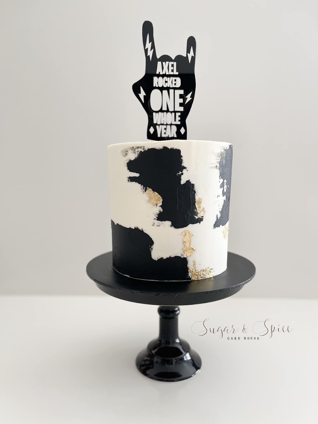 Sugar & Spice Cake House | 26 Ewan James Dr, Glenmore Park NSW 2745, Australia | Phone: 0416 319 485