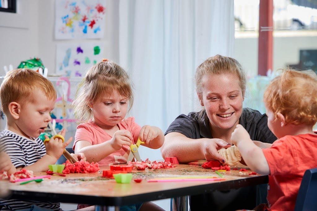 Aussie Kindies Early Learning North Ipswich | school | 33 Lawrence St, North Ipswich QLD 4305, Australia | 0738129372 OR +61 7 3812 9372