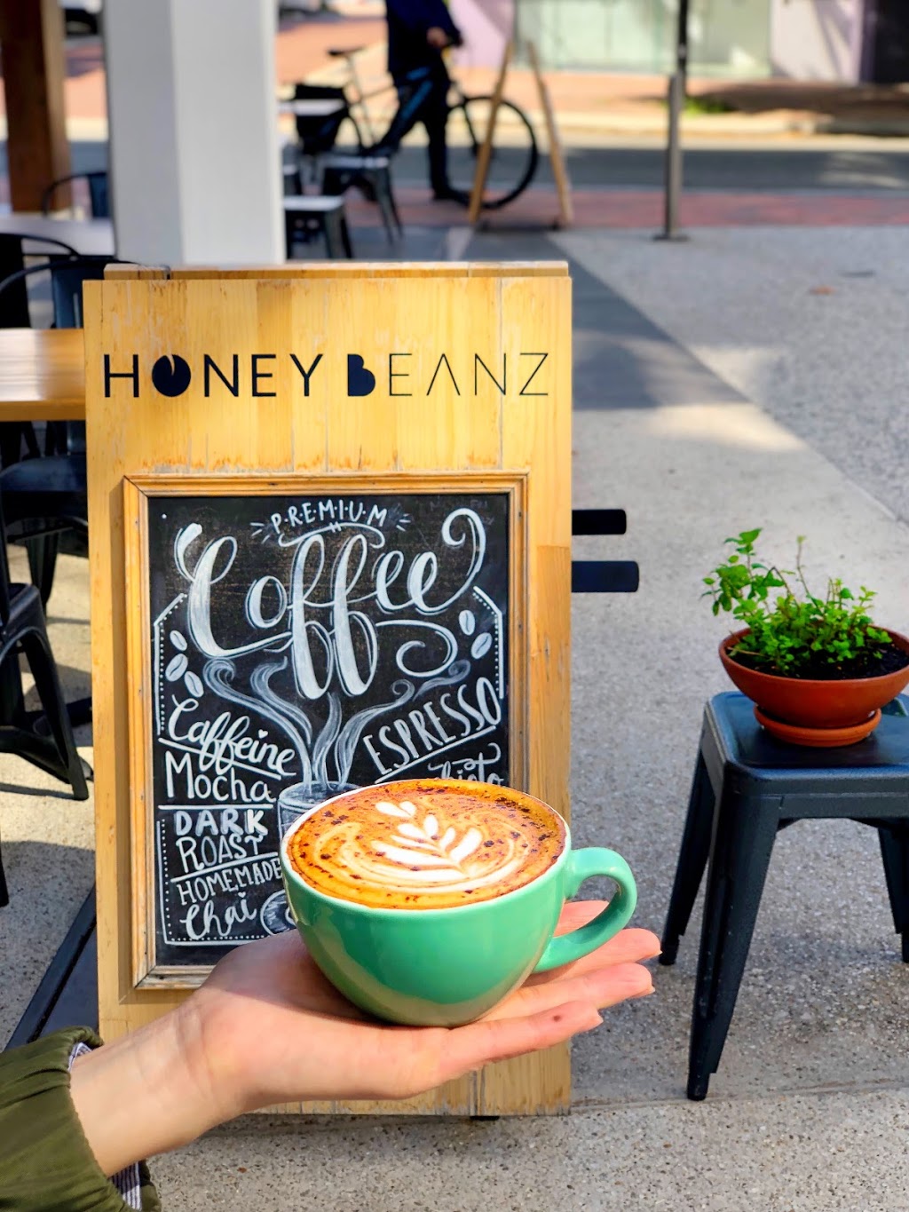 Honey Beanz | cafe | 6/28 Hood St, Subiaco WA 6008, Australia | 0861115064 OR +61 8 6111 5064