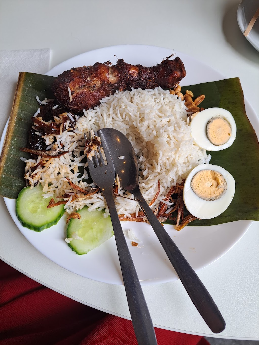 Jalan Jalan Eats | 11 St Cedars Grove, Lake Gardens VIC 3355, Australia | Phone: 0491 637 216