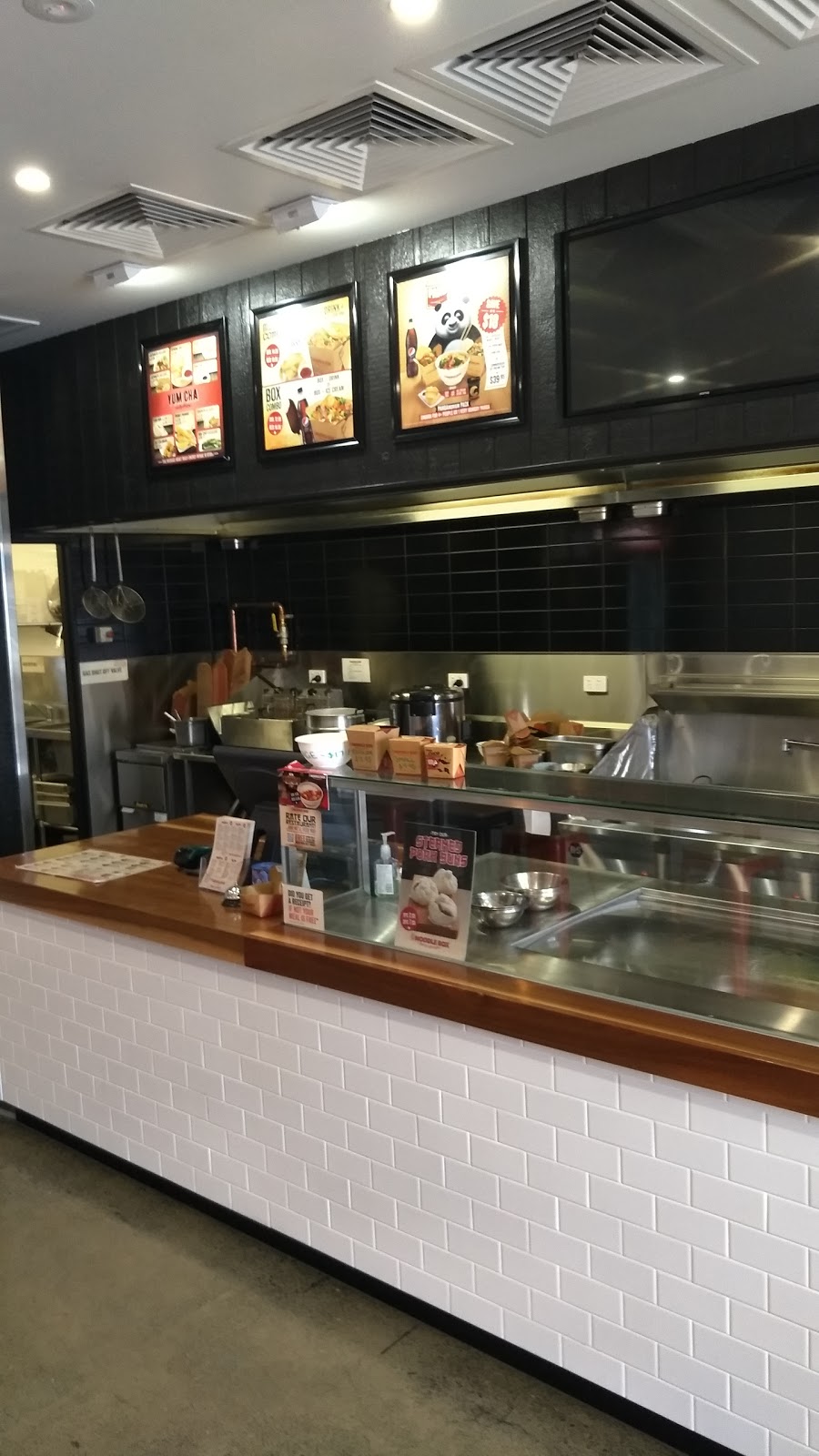 Noodle Box | restaurant | Shop 4, Yamanto Village Square Cnr Warwick Road &, Leonard St, Yamanto QLD 4305, Australia | 0732886876 OR +61 7 3288 6876