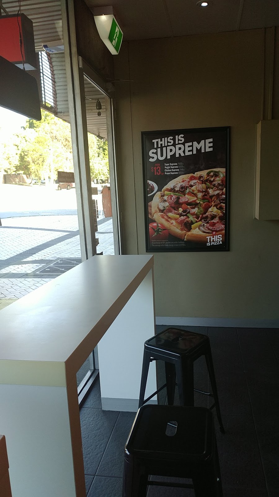 Pizza Hut Dandenong | Shop 12/30 Langhorne St, Dandenong VIC 3175, Australia | Phone: 13 11 66