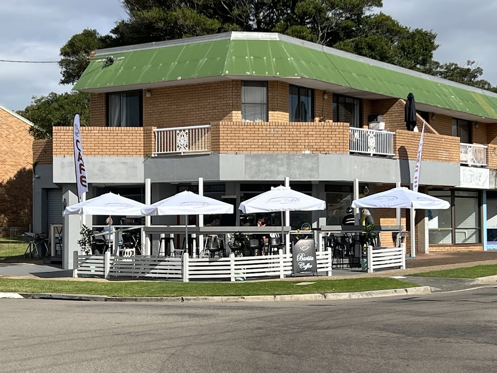 Lemon Tree’s Kitchen | 1/11 Cook Parade, Lemon Tree Passage NSW 2319, Australia | Phone: (02) 4981 4545