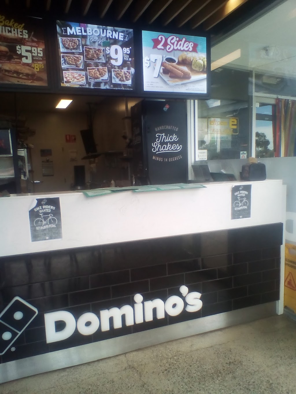 Dominos Pizza Wyndham Vale | meal takeaway | 1/210 Ballan Rd, Wyndham Vale VIC 3024, Australia | 0392184120 OR +61 3 9218 4120