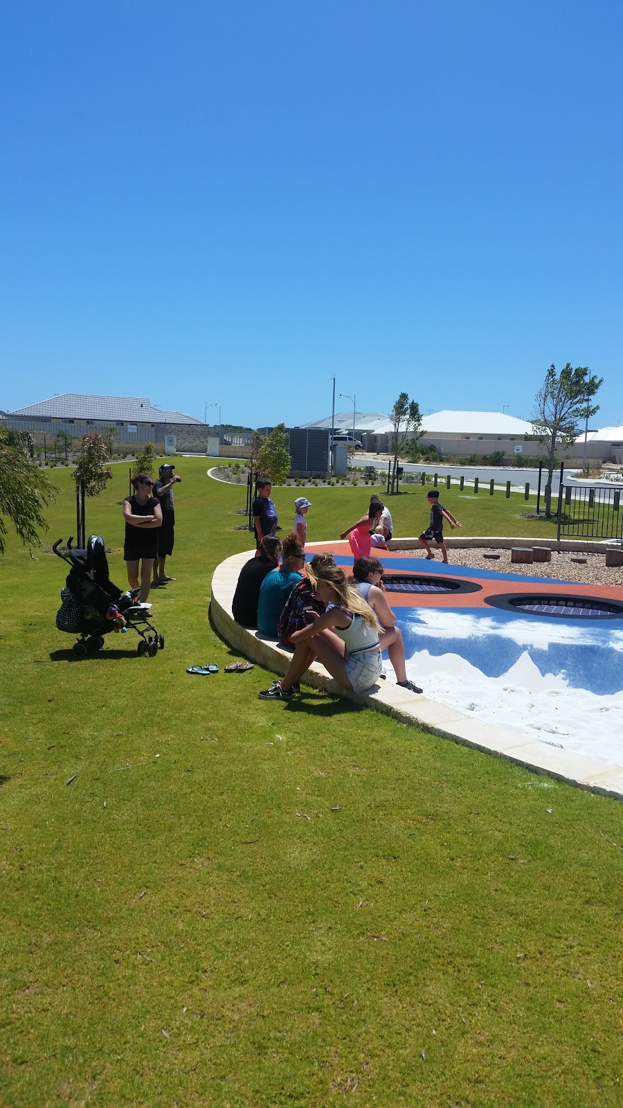 Golden Bay Sales and Information Centre - Peet | 4 Glenburgh Dr, Golden Bay WA 6174, Australia | Phone: 0438 387 449