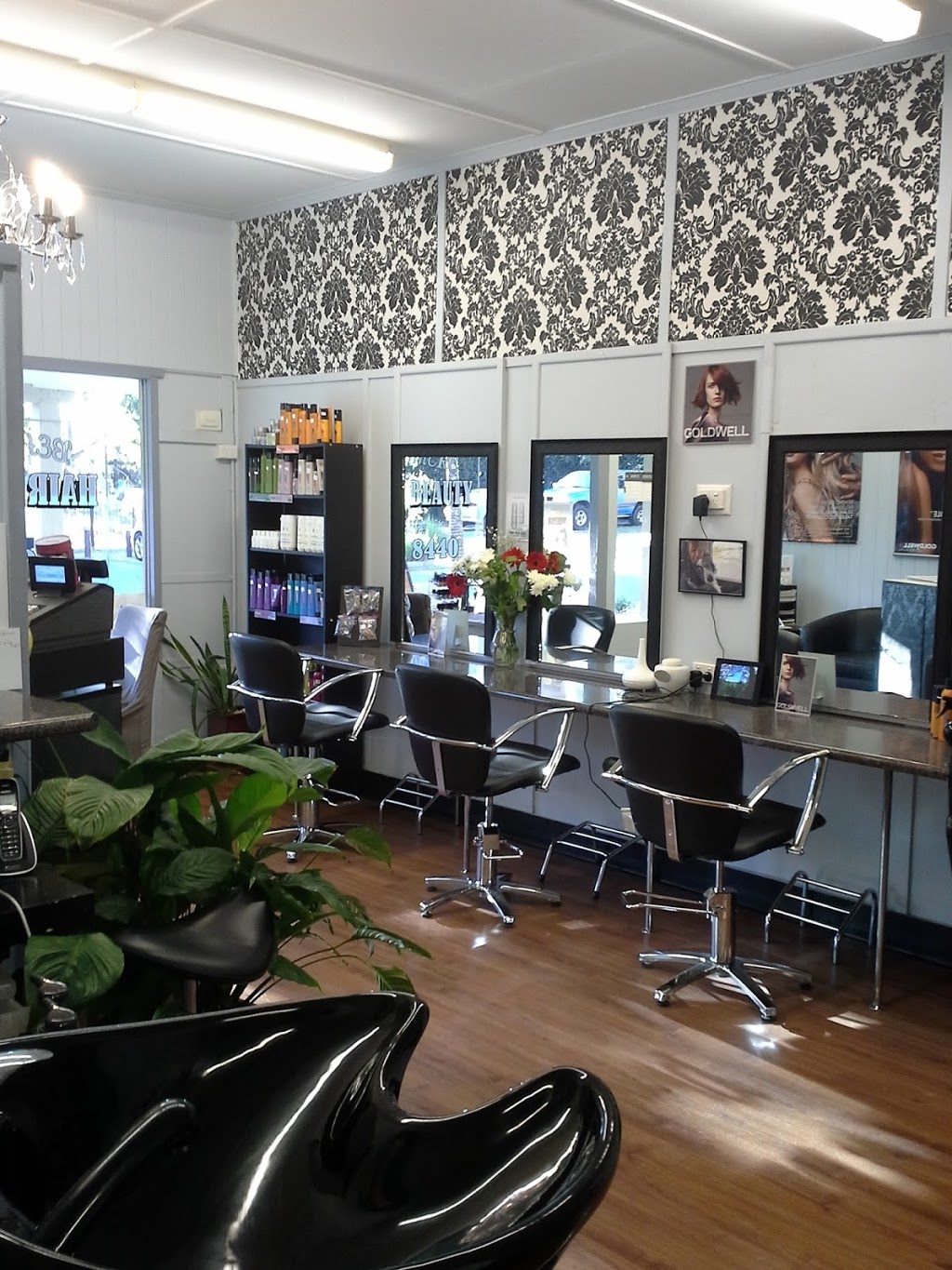 Beachmere Hair & Beauty | Shop 2/5 Biggs Ave, Beachmere QLD 4510, Australia | Phone: (07) 5496 8440