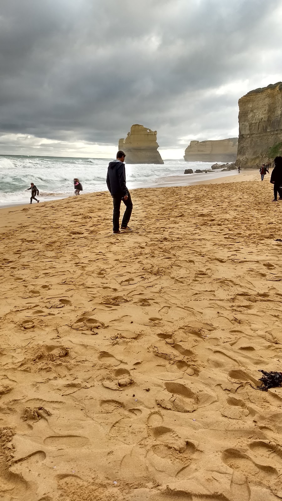 Gibson Steps | National Park, Great Ocean Rd, Port Campbell VIC 3269, Australia | Phone: 13 19 63