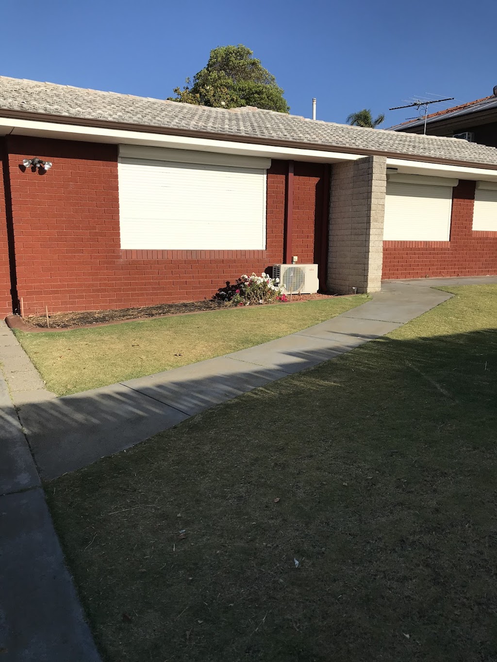 Lightning Mowing | Coolbellup Ave, Coolbellup WA 6163, Australia | Phone: 0438 802 457