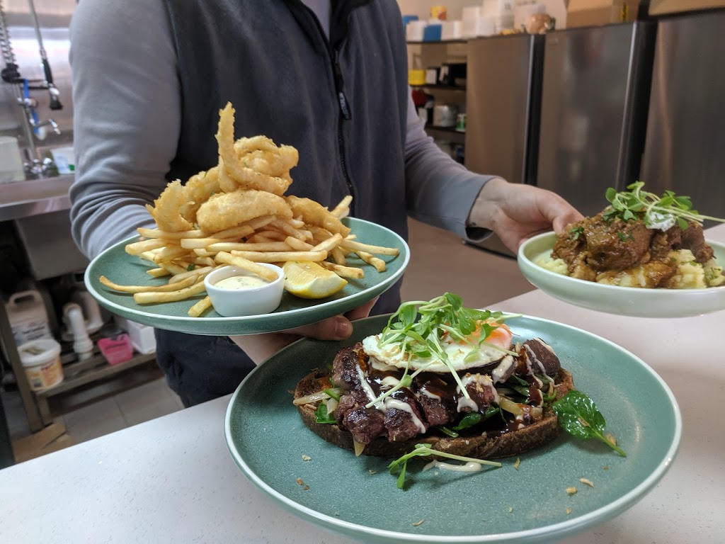 Pemberton Foods Cafe & IGA XPRESS PEMBERTON ST | cafe | 52 Pemberton St, Botany NSW 2019, Australia | 0279015339 OR +61 2 7901 5339