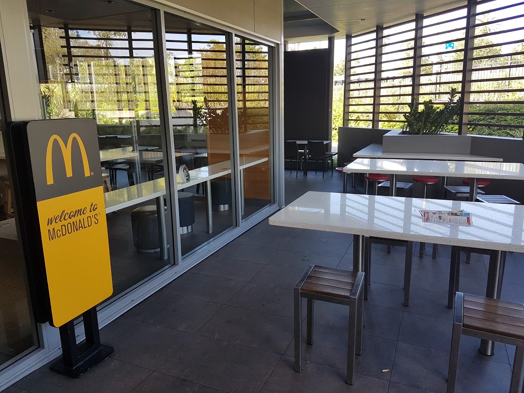 McDonalds Jimboomba | cafe | 125 Brisbane St, Jimboomba QLD 4280, Australia | 0755403751 OR +61 7 5540 3751