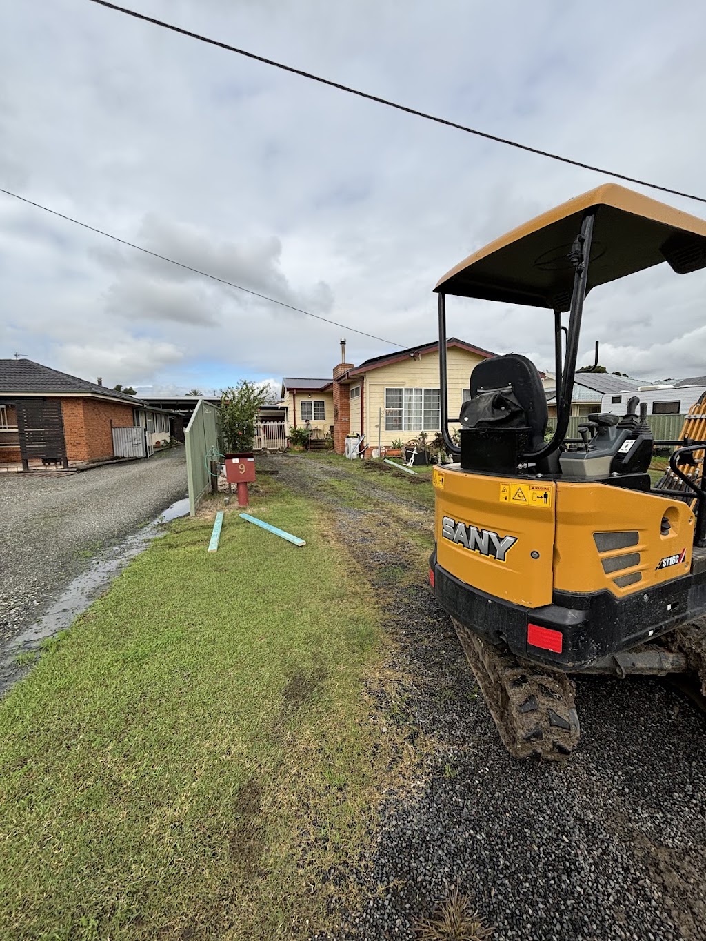 Irwin’s upper hunter concrete | 1 Leconfield Rd, Greta NSW 2334, Australia | Phone: 0400 544 579